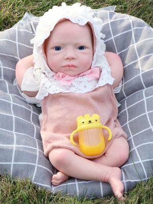18 inch Solid Silicone Reborn Baby Doll – Hand-Painted Bathable High-End Baby